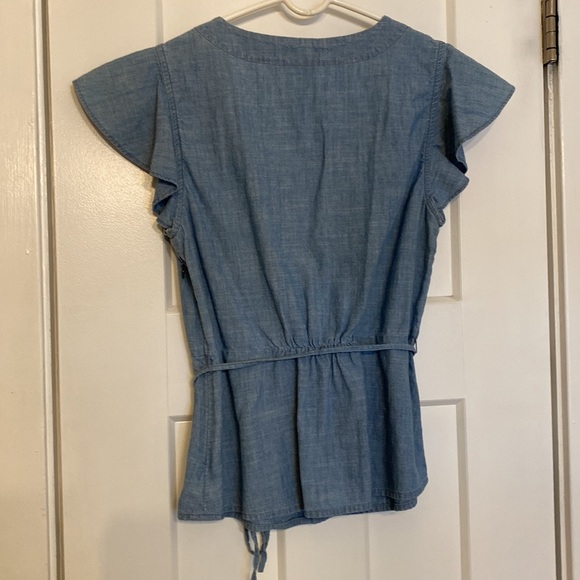 J.Crew size 2 short sleeve denim shirt - Picture 5 of 8